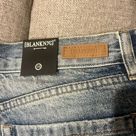 NWT blank nyc size‎ 30 women's distressed shorts - Picture 5 of 7